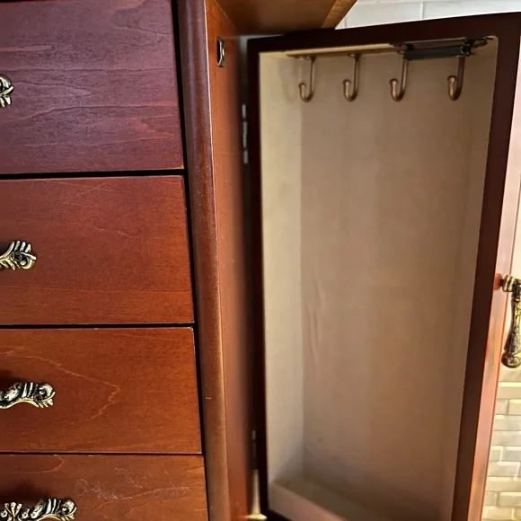 Wooden Jewelry box with Built in mirror - Picture 2 of 8